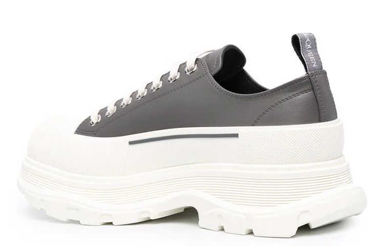 Alexander McQueen Tread Slick Sneakers 'Grey White' 圖 3