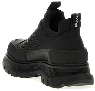 Alexander McQueen Tread Slick Zip Up 'Hitam' 758771-WHYKJ-1000 Shop Alexander McQueen Tread Slick Zip Up 'Hitam' 758771-WHYKJ-1000