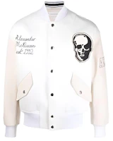 Alexander McQueen White Logo Skull Print Button-Up Bomber Jacket 684334-Q5HVZ-9166 Alexander McQueen White Logo Skull Print Button-Up Bomber Jacket 684334-Q5HVZ-9166