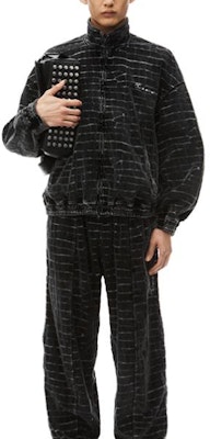 Alexander Wang Jaket Lengan Panjang Zip Bertekstur Buaya dalam Warna Lada. 6CC3242042095A Lookbook Alexander Wang Jaket Lengan Panjang Zip Bertekstur Buaya dalam Warna Lada. 6CC3242042095A