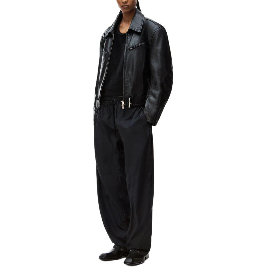 Lookbook 亞歷山大王男女黑色尼龍運動休閒長褲 UWC1244092-001