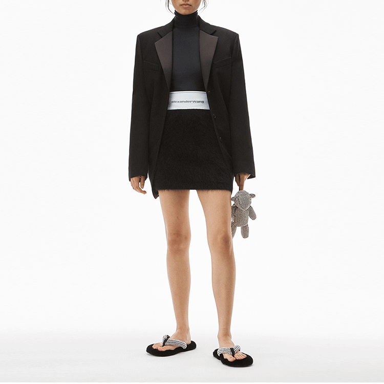 Lookbook Alexander Wang FW21 Skirt Mini Hitam Logo Elastik Berjenama 1KC4215045-001