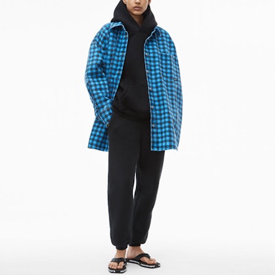 Chaqueta Camisa de Mezclilla Cuadros Oversized Unisex Alexander Wang FW21 Negra Azul. UDC3212923-433 Shop Chaqueta Camisa de Mezclilla Cuadros Oversized Unisex Alexander Wang FW21 Negra Azul. UDC3212923-433