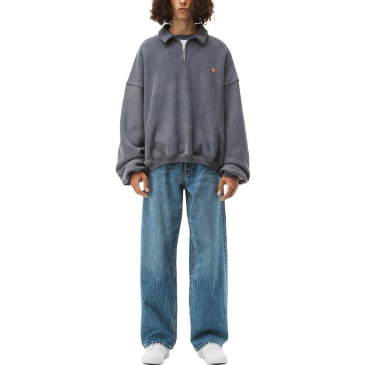 Lookbook Alexander Wang FW22 Unisex Grey Half-Zip Sweatshirt with Logo Embroidery. UCC4221567-531