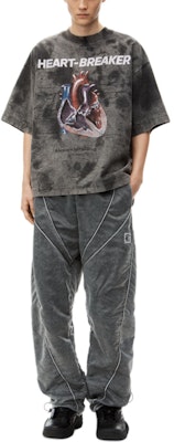 Alexander Wang FW24 Kaos Vintage Crewneck Unisex Abu-abu Letter Heart. UCC3241704023A Lookbook Alexander Wang FW24 Kaos Vintage Crewneck Unisex Abu-abu Letter Heart. UCC3241704023A