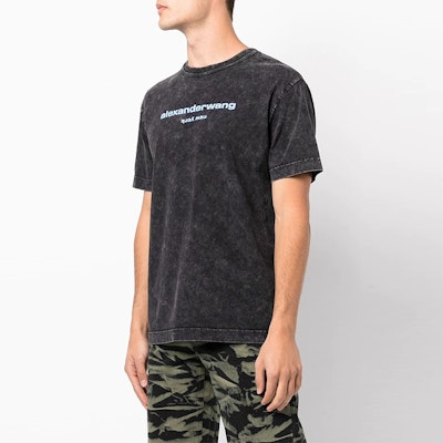 亚历山大王 SS22 酸洗Logo印花灰色男女同款T恤 UCC1221497-678 Purchase 亚历山大王 SS22 酸洗Logo印花灰色男女同款T恤 UCC1221497-678