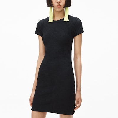 亚历山大王 SS22 纹理Logo迷你T恤连衣裙 黑色 4CC3216128-001 Purchase 亚历山大王 SS22 纹理Logo迷你T恤连衣裙 黑色 4CC3216128-001