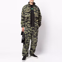 Lookbook 亞歷山大王 SS22 虎纹迷彩寬版運動褲 男女款 軍綠色 UDC1224053-737