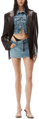 Alexander Wang SS23 Skirt Denim Bikini Berlapis Mini Biru Navy 4DC3235138-486 Lookbook Alexander Wang SS23 Skirt Denim Bikini Berlapis Mini Biru Navy 4DC3235138-486