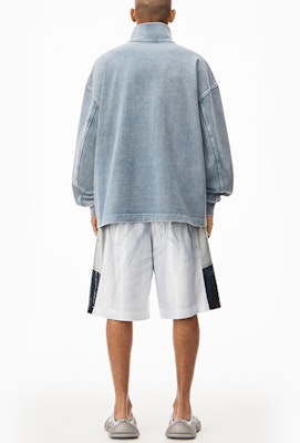 亚历山大王 SS23 男士灰色半拉链刺绣标志卫衣 UCC2231612-077 Purchase 亚历山大王 SS23 男士灰色半拉链刺绣标志卫衣 UCC2231612-077