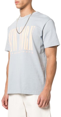Alexander Wang SS23 Kaos Unisex Crewneck Logo Print Biru Muda UCC1231599-491 Details for Alexander Wang SS23 Kaos Unisex Crewneck Logo Print Biru Muda UCC1231599-491