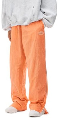 Alexander Wang SS23 Washed Straight-Leg Sweatpants Unisex Orange. UWC1234064-828 Order Alexander Wang SS23 Washed Straight-Leg Sweatpants Unisex Orange. UWC1234064-828