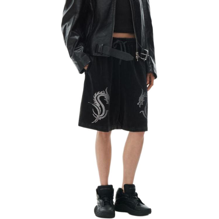 Lookbook Alexander Wang SS24 龍年水鑽裝飾休閒短褲 男女款 黑色 UCC12440900-95A