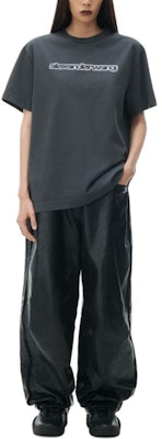 亞歷山大王 SS24 寬鬆版大Logo中性圓領T恤 - 深灰色 UCC2241692013A Lookbook 亞歷山大王 SS24 寬鬆版大Logo中性圓領T恤 - 深灰色 UCC2241692013A