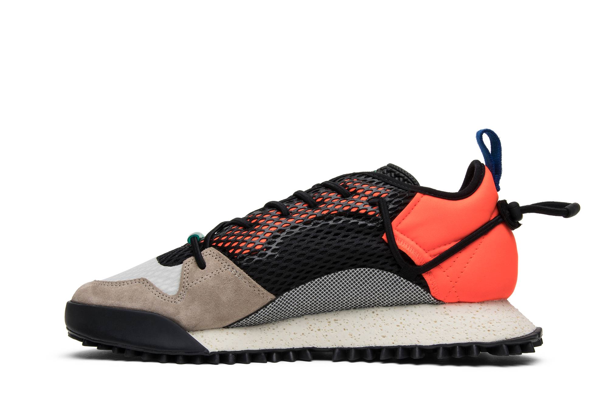 Lookbook 亞歷山大王 x 愛迪達 復刻版跑鞋「太陽紅」AQ1233