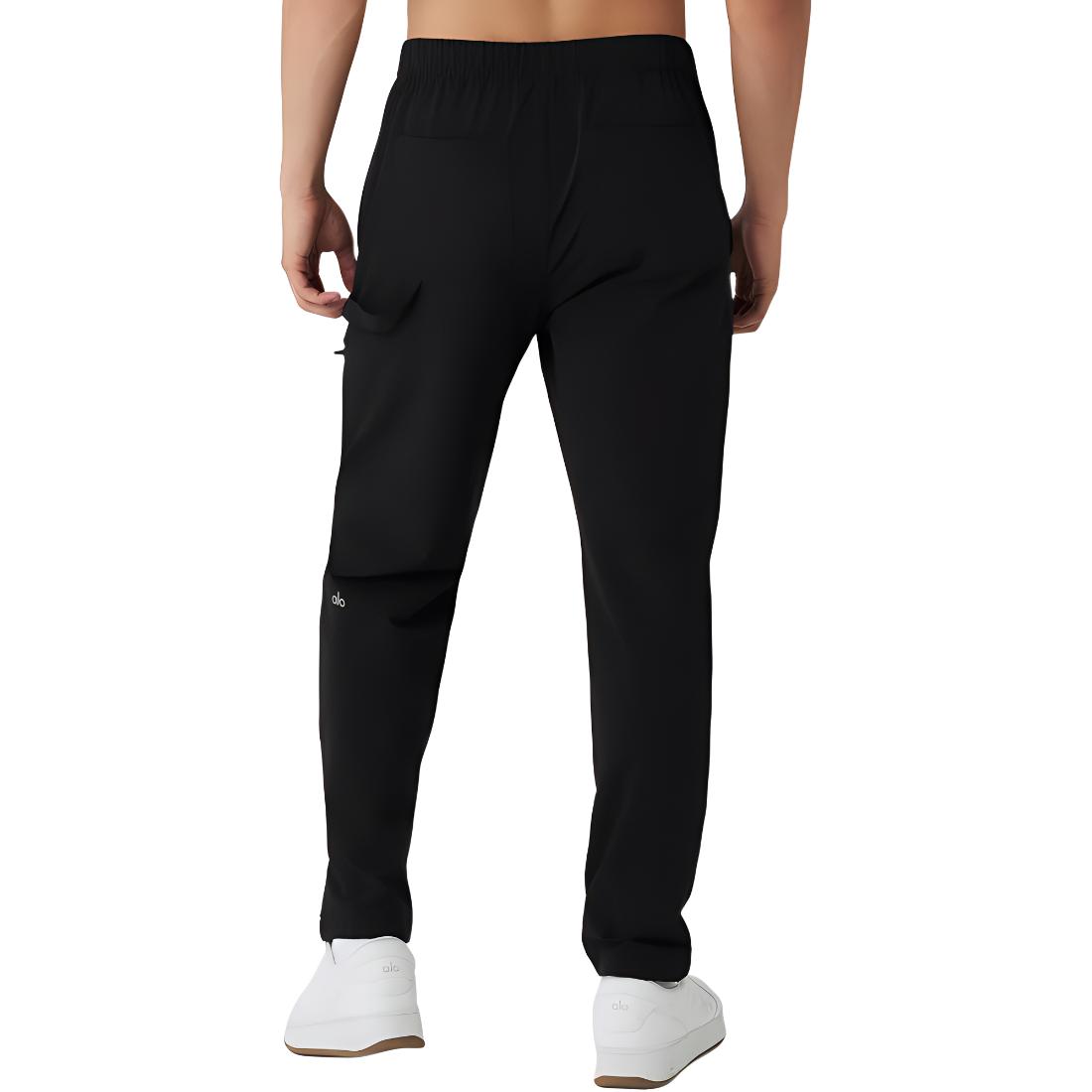 Lookbook ALO Yoga 防水直筒工装裤运动风设计. M5191R