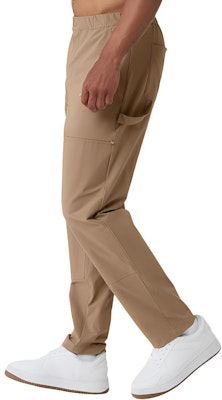 ALO Yoga 防水直筒工装裤运动风设计. M5191R Sizing ALO Yoga 防水直筒工装裤运动风设计. M5191R