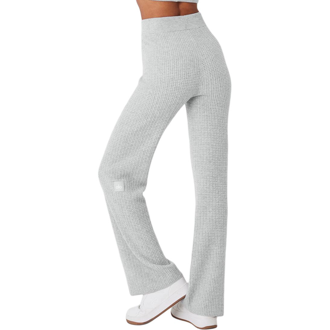 Shop Alo Yoga男女同款高腰华夫针织羊绒宽腿休闲裤。 w51286r