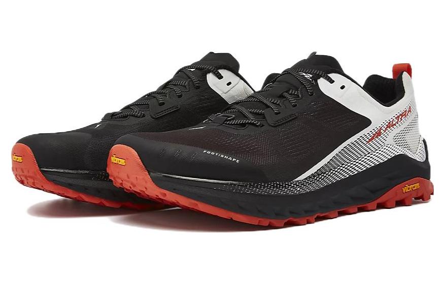 Lookbook Altra Olympus 4 Schwarz Weiß Gepolsterte Laufschuhe AL0A4VQM010