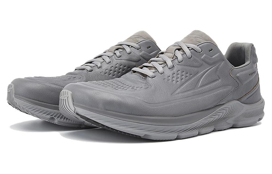 Lookbook Altra Torin 5 跑鞋 灰色 - 緩震、防滑、耐用跑步鞋 AL0A546X220