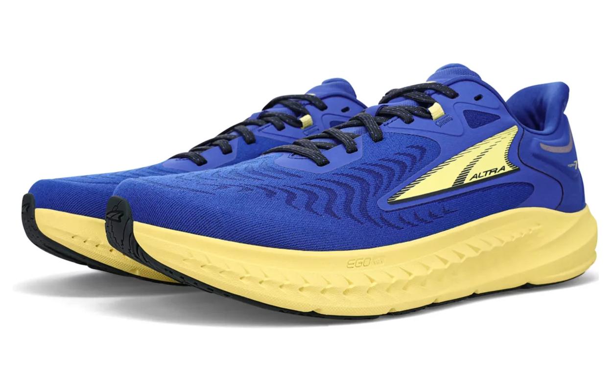 Lookbook Altra Torin 7 藍黃低筒避震跑鞋 AL0A82C4470