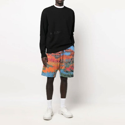 AMBUSH Logo Bordir Crewneck Pullover Sweatshirt Hitam Pria BMBA005S22FLE0011010 Lookbook AMBUSH Logo Bordir Crewneck Pullover Sweatshirt Hitam Pria BMBA005S22FLE0011010