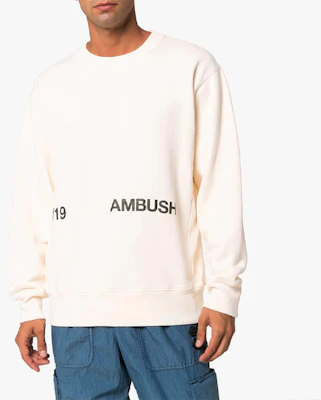 Ambush FW19 白色字母設計經典款中性圓領長袖上衣 12111841白 Lookbook Ambush FW19 白色字母設計經典款中性圓領長袖上衣 12111841白