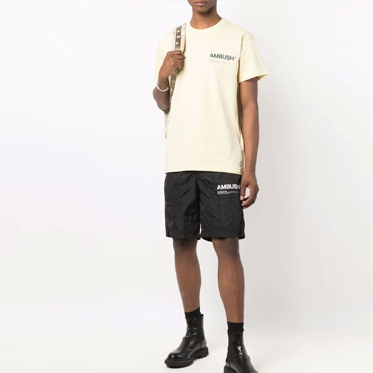 Lookbook AMBUSH 2021秋冬黑色尼龙中腰弹性休闲短裤. BMCB003F21FAB0011003