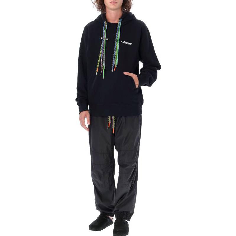 Lookbook Sudadera con capucha negra multicolor con logo AMBUSH FW22 秋款. BMBB021F22FLE0011084