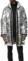 Lookbook AMBUSH FW23 銀色寬鬆連帽拉鍊羽絨外套. 12111940