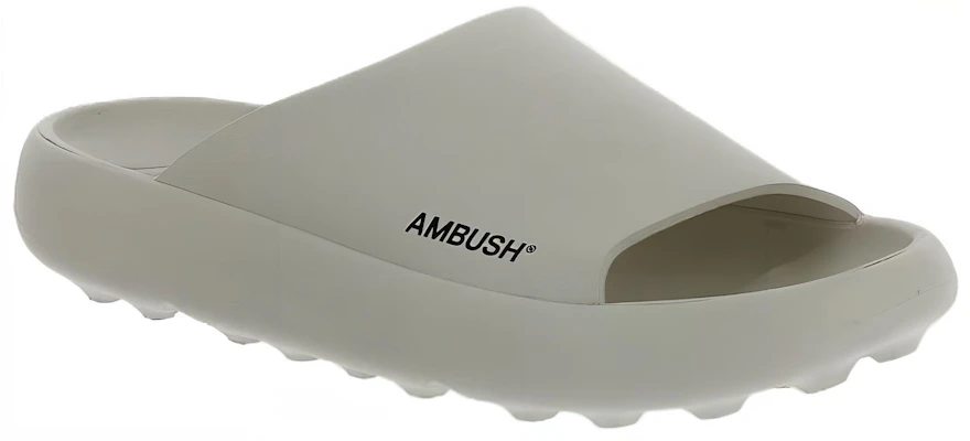 AMBUSH 时尚白色拖鞋 BMIC005S23MAT0010110 Lookbook AMBUSH 时尚白色拖鞋 BMIC005S23MAT0010110