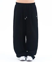 Ames Worldwide Basic Black Sweatpants with Small Logo AM2FFUPA10ABK Ames Worldwide Basic Black Sweatpants with Small Logo AM2FFUPA10ABK