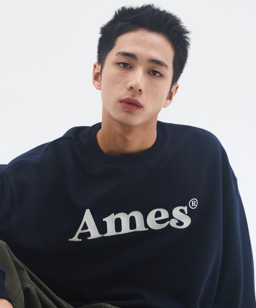 Purchase Ames Worldwide Basic Logo Sweatshirt Navy Blue AM2EFUM450ANV