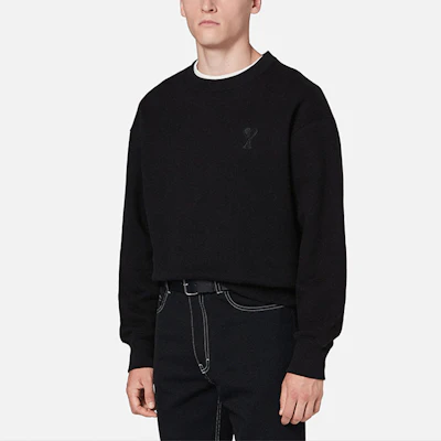 AMI Paris 黑色心形刺繡標誌圓領毛衣 P20HJ040736-001 Lookbook AMI Paris 黑色心形刺繡標誌圓領毛衣 P20HJ040736-001