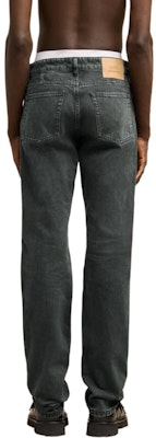 AMI PARIS Seluar Jeans Hitam Straight-Leg Mid-Rise dengan Zip. HTR001CO0037-001 Purchase AMI PARIS Seluar Jeans Hitam Straight-Leg Mid-Rise dengan Zip. HTR001CO0037-001