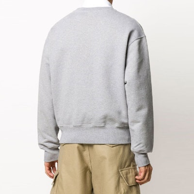 아미 파리 클래식 하트 로고 스웻셔츠 그레이 색상. A20HJ037747-055 Shop 아미 파리 클래식 하트 로고 스웻셔츠 그레이 색상. A20HJ037747-055