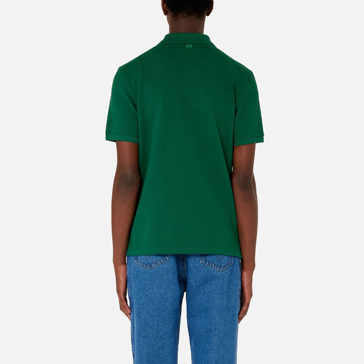 Shop AMI PARIS Baju Polo Lengan Pendek Hijau dengan Logo Sulaman. A21HJ207760-300