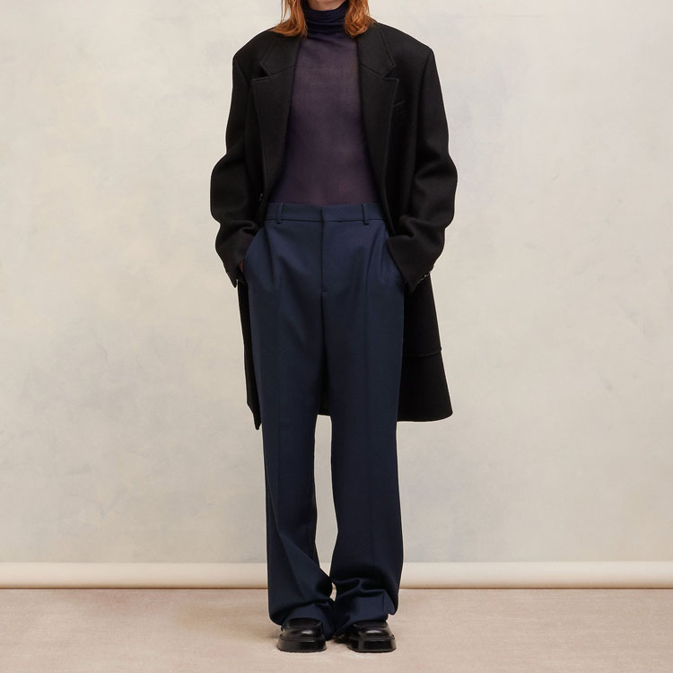 Lookbook Pantalones Casual AMI PARIS Anchos de Pierna Sólidos Azul Oscuro. HTR415WV0026430