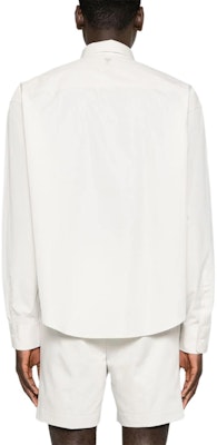 アミ パリス ホワイト 無地 スリムフィット 長袖 ボタンアップシャツ USH116CO0063-193 Purchase アミ パリス ホワイト 無地 スリムフィット 長袖 ボタンアップシャツ USH116CO0063-193