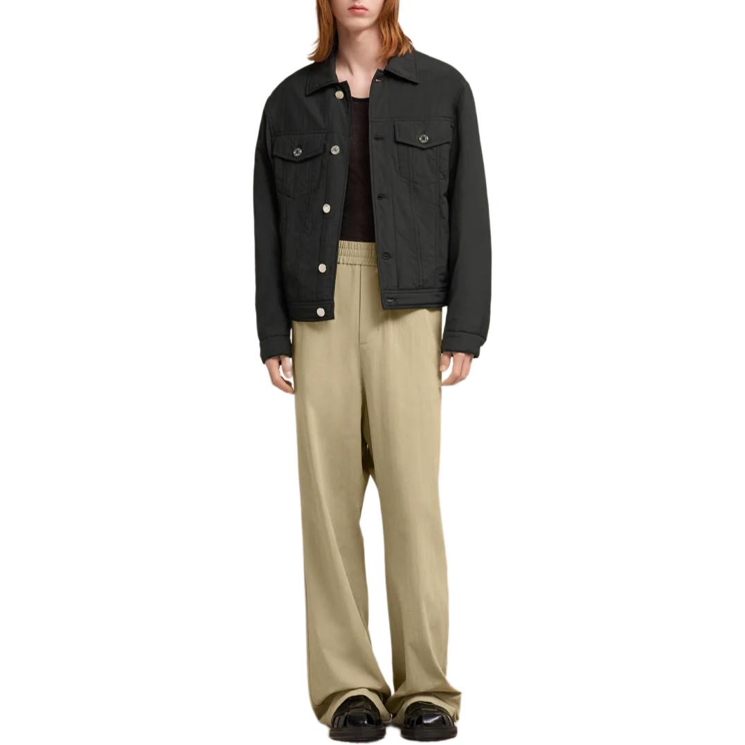 Lookbook Ami Paris AMIPARIS 黑色按鈕翻領外套 HJK233PA000-9001