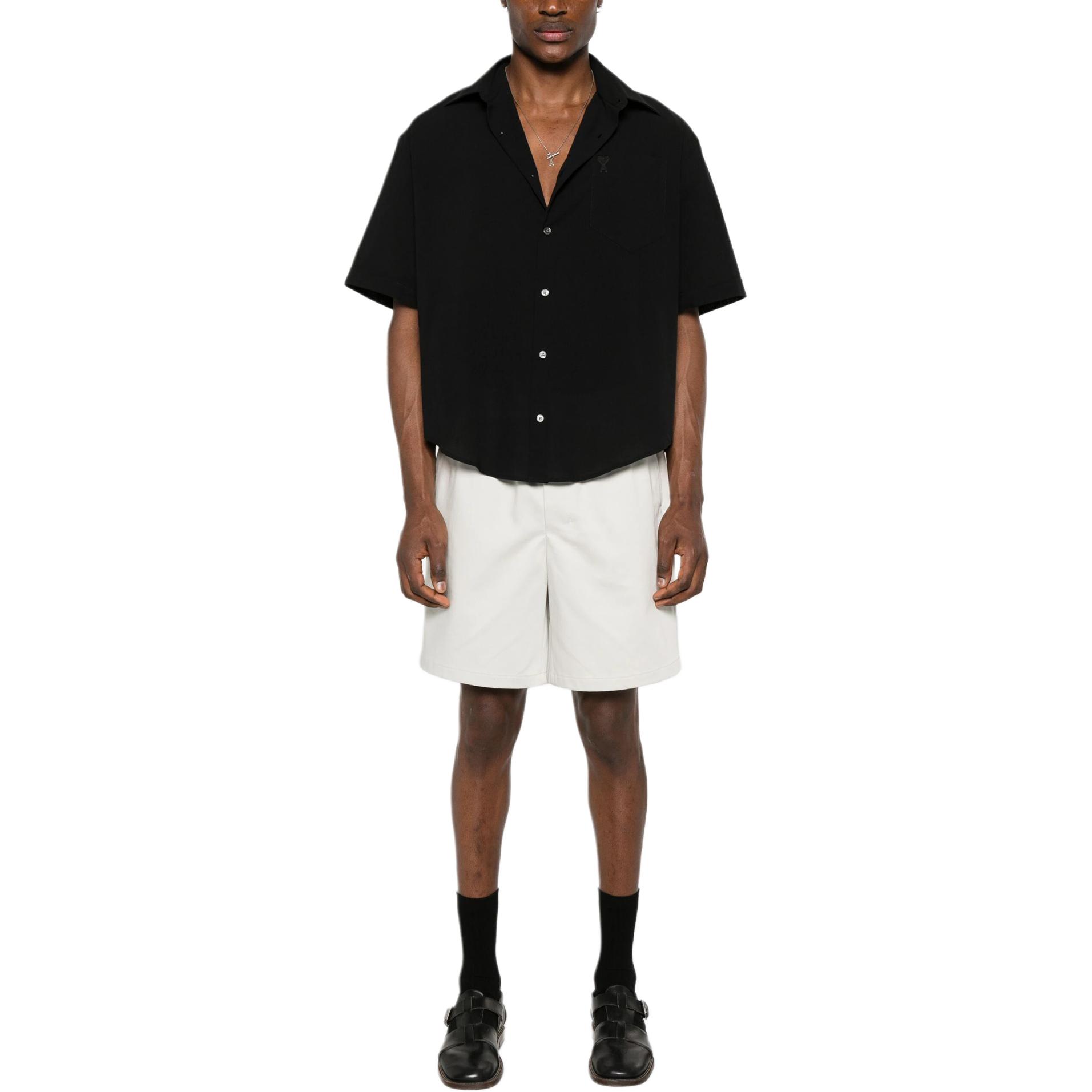 Shop 아미파리스 블랙 반팔 셔츠 자수 로고 클래식 칼라 HSH240CO0062-001