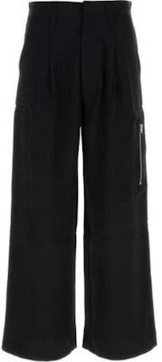 아미 파리 AMIPARIS 블랙 스트레이트 핏 워크웨어 팬츠 미드라이즈 & 지퍼 플라이 HTR301AC0009-001 Lookbook 아미 파리 AMIPARIS 블랙 스트레이트 핏 워크웨어 팬츠 미드라이즈 & 지퍼 플라이 HTR301AC0009-001