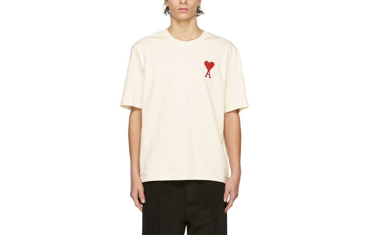 Ami Paris AMIPARIS  Crewneck T-Shirt with Heart Logo Embroidery in Off-White. SPEH21HJ134726-150