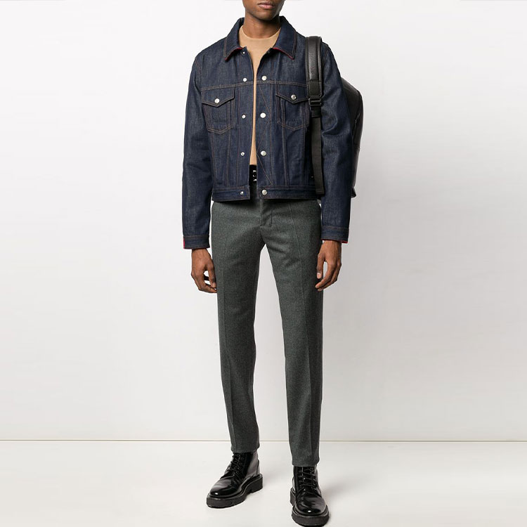 Ami Paris AMIPARIS  Logo Heart Slim Fit T-Shirt Khaki Color H20HJ13379-250 圖 5