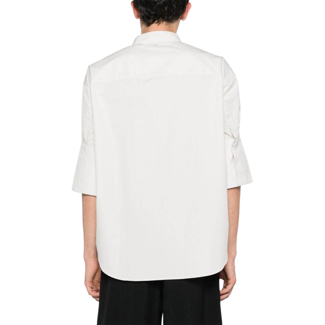 Shop 아미 파리 커브드 헴 싱글 브레스티드 3/4 슬리브 셔츠 라이트 그레이 USH218CO0063-193