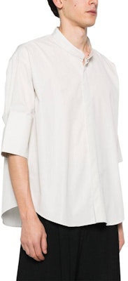 아미 파리 커브드 헴 싱글 브레스티드 3/4 슬리브 셔츠 라이트 그레이 USH218CO0063-193 Purchase 아미 파리 커브드 헴 싱글 브레스티드 3/4 슬리브 셔츠 라이트 그레이 USH218CO0063-193