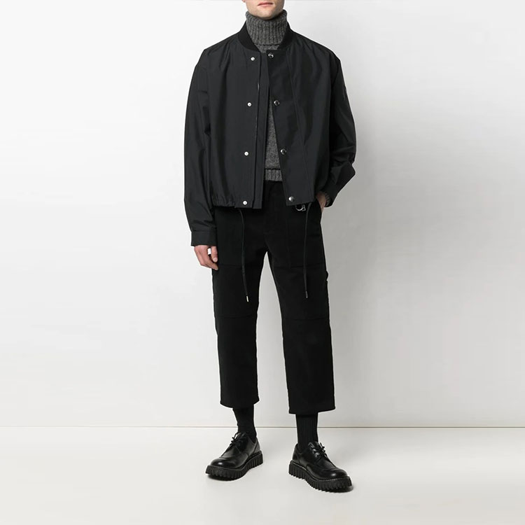 Lookbook Ami Paris AMIPARIS FW21 Seluar Kasual Potongan Lurus Buku Lali Warna Solid. H21HT612247