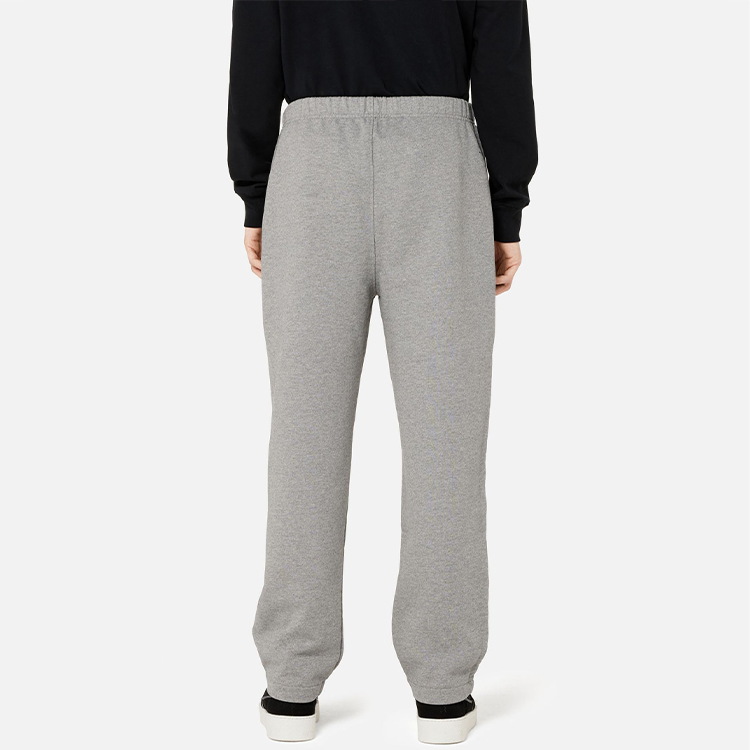 Shop Ami Paris AMIPARIS FW21 心形Logo刺繡休閒褲 男款 淺灰 A21HJ308747-055