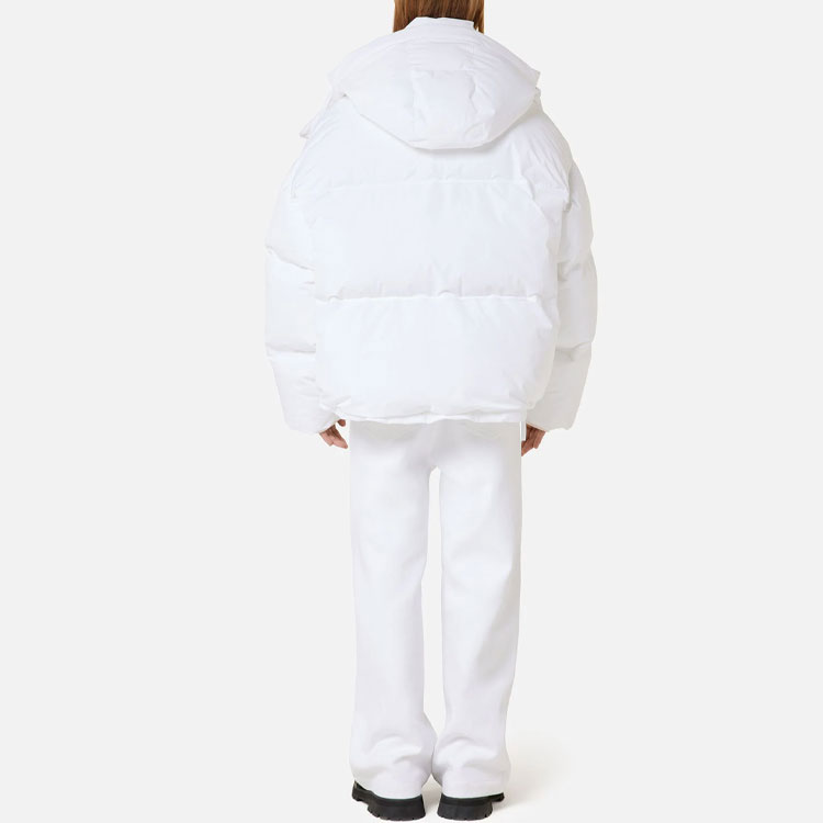 Ami Paris AMIPARIS FW21 Oversized White Puffer Jacket with Heart Logo Unisex Design. H21OW200299-100 圖 4