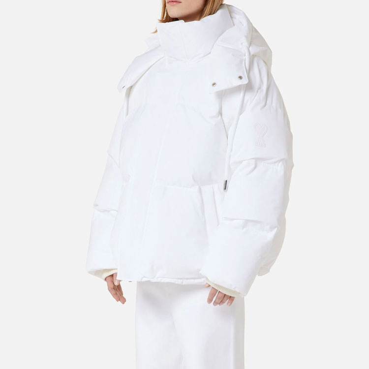 Ami Paris AMIPARIS FW21 Oversized White Puffer Jacket with Heart Logo Unisex Design. H21OW200299-100 圖 5